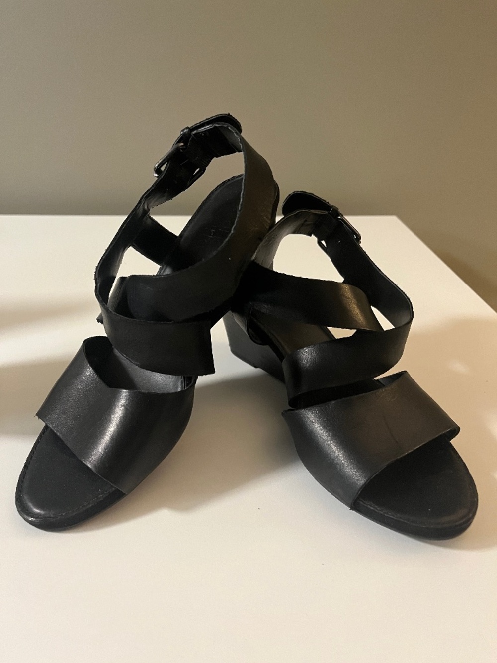 Black wedge Sandals by Franco Sarto